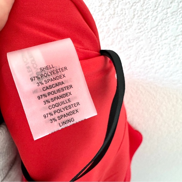 Vince Camuto NWT Red Jumpsuit w/ Belt - Picture 7 of 7